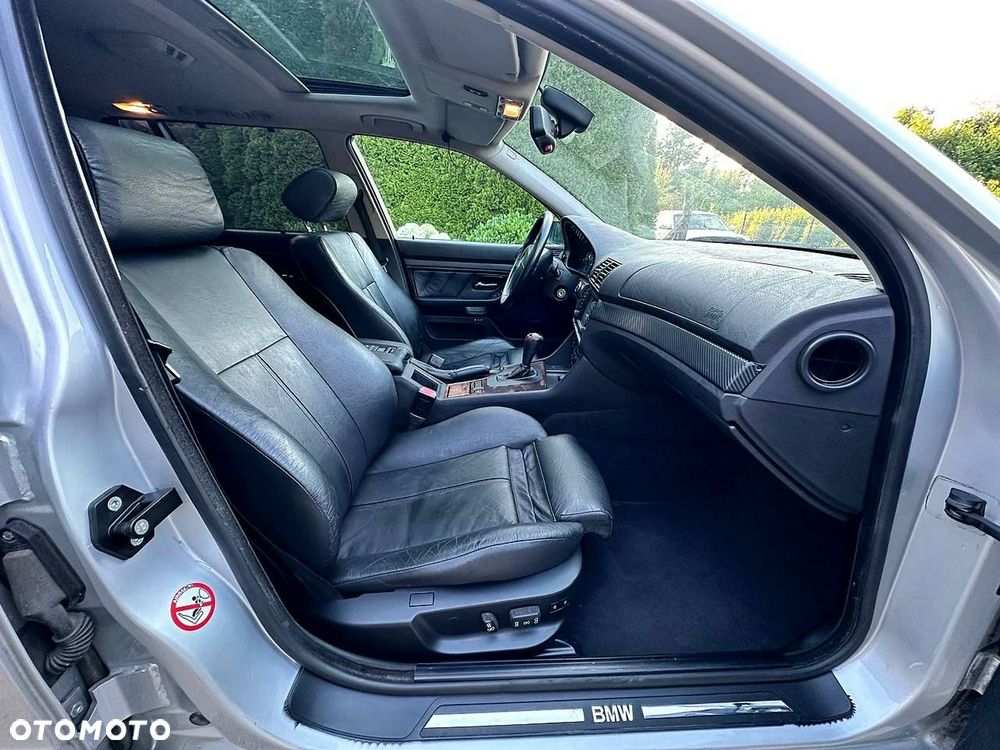 BMW Seria 5 - 8
