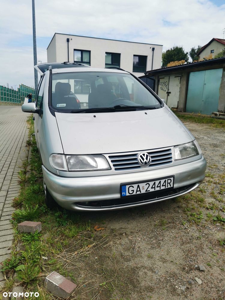 Volkswagen Sharan - 2