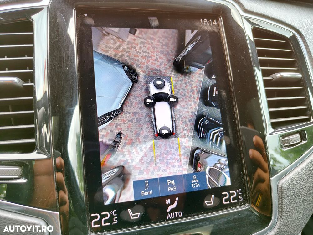 Volvo XC 90 Recharge T8 eAWD R-Design - 38