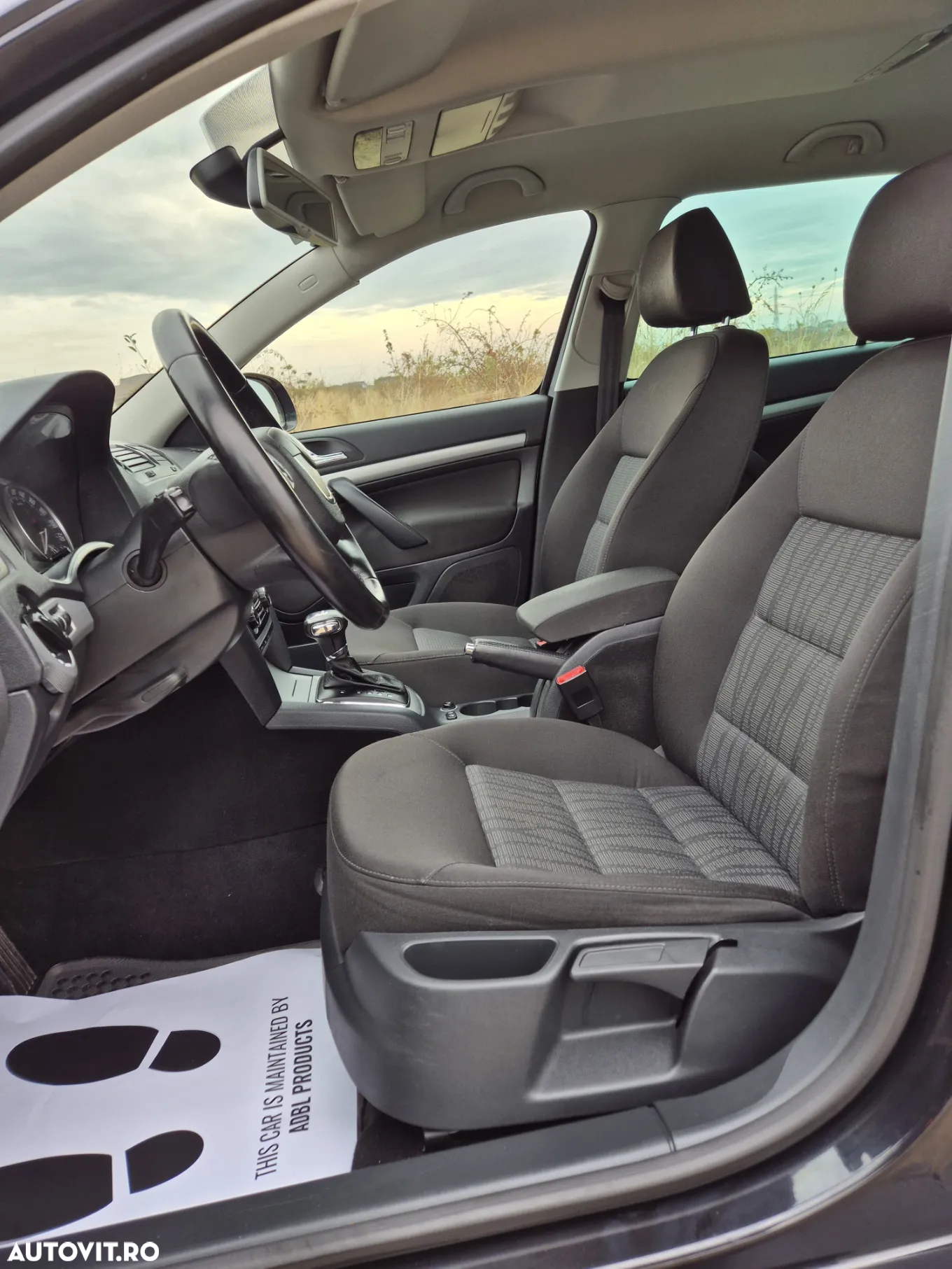 Skoda Octavia 1.6 TDI Business DSG - 9