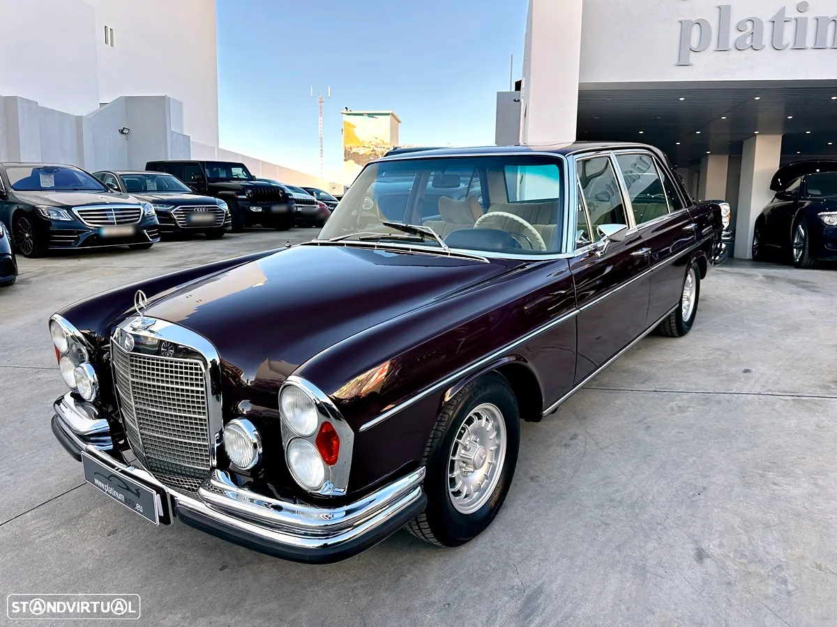 Mercedes-Benz 300 - 7