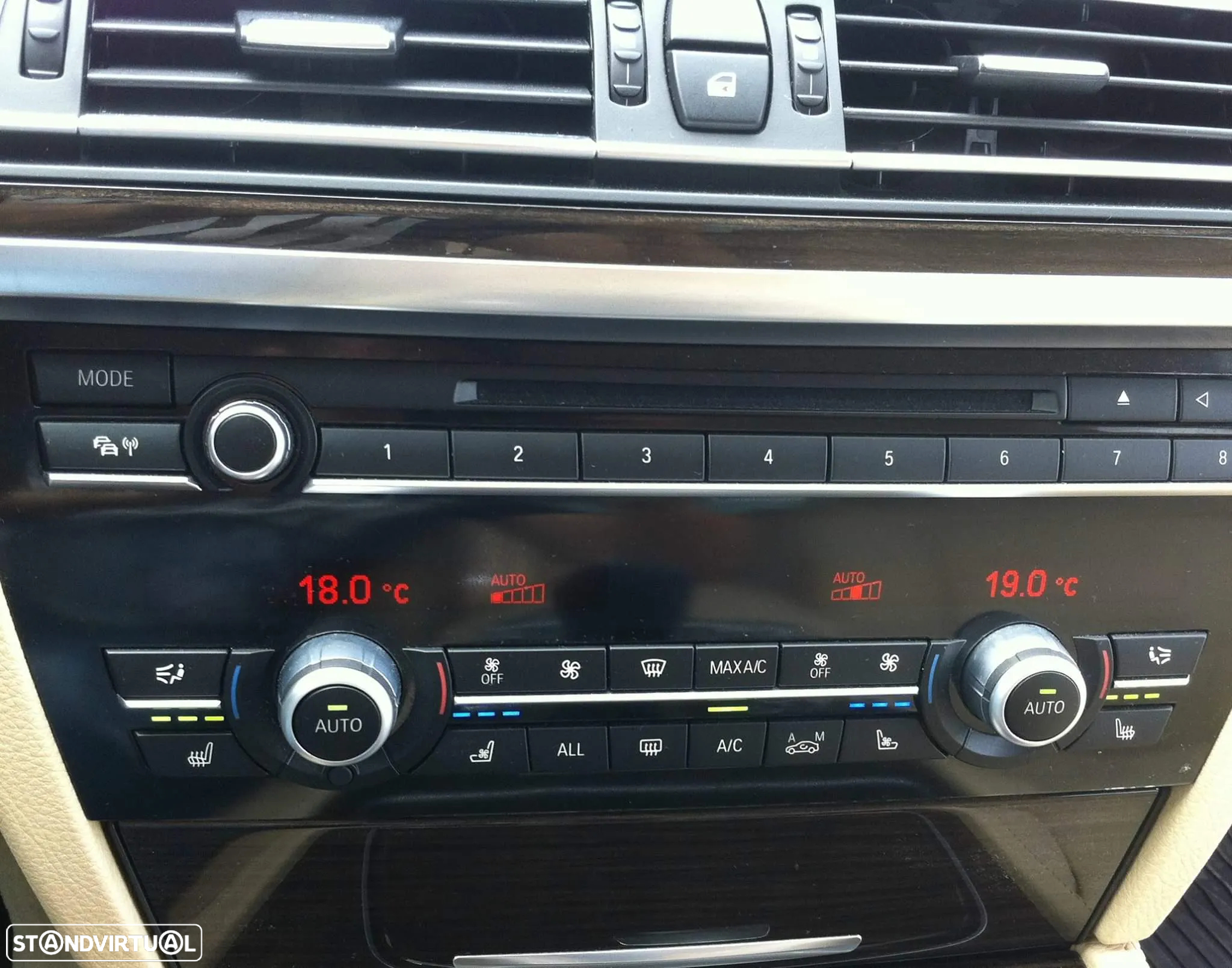 BMW 750 Ld xDrive - 19