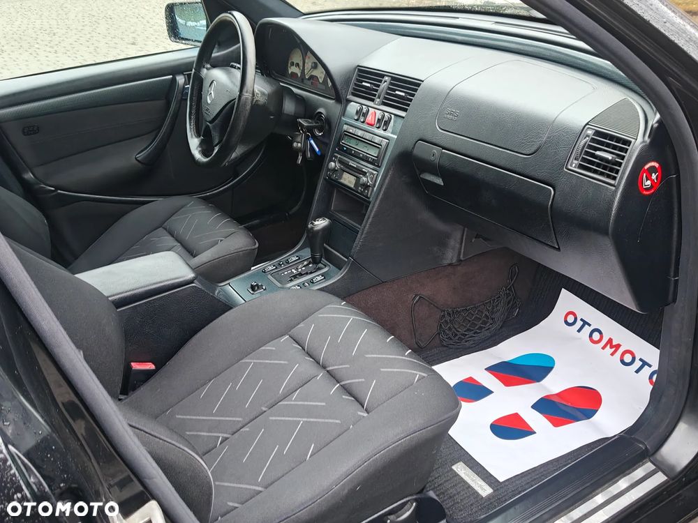 Mercedes-Benz Klasa C - 18