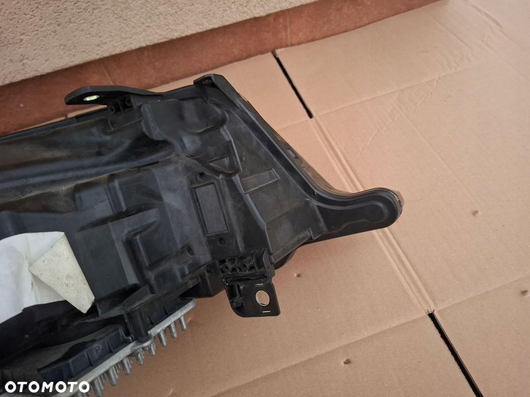 LAMPA PRZEDNIA RANGE ROVER LIFT ORYGINAŁ - 8