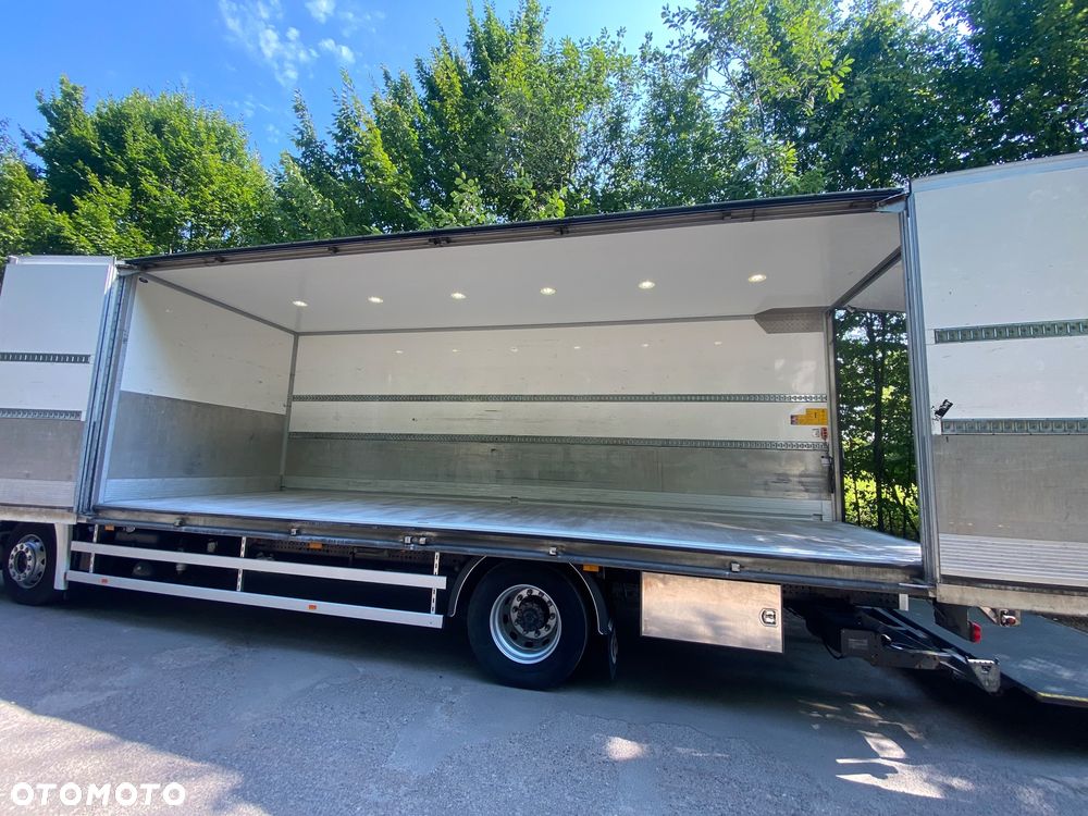 Mercedes-Benz ACTROS 1832 - 32