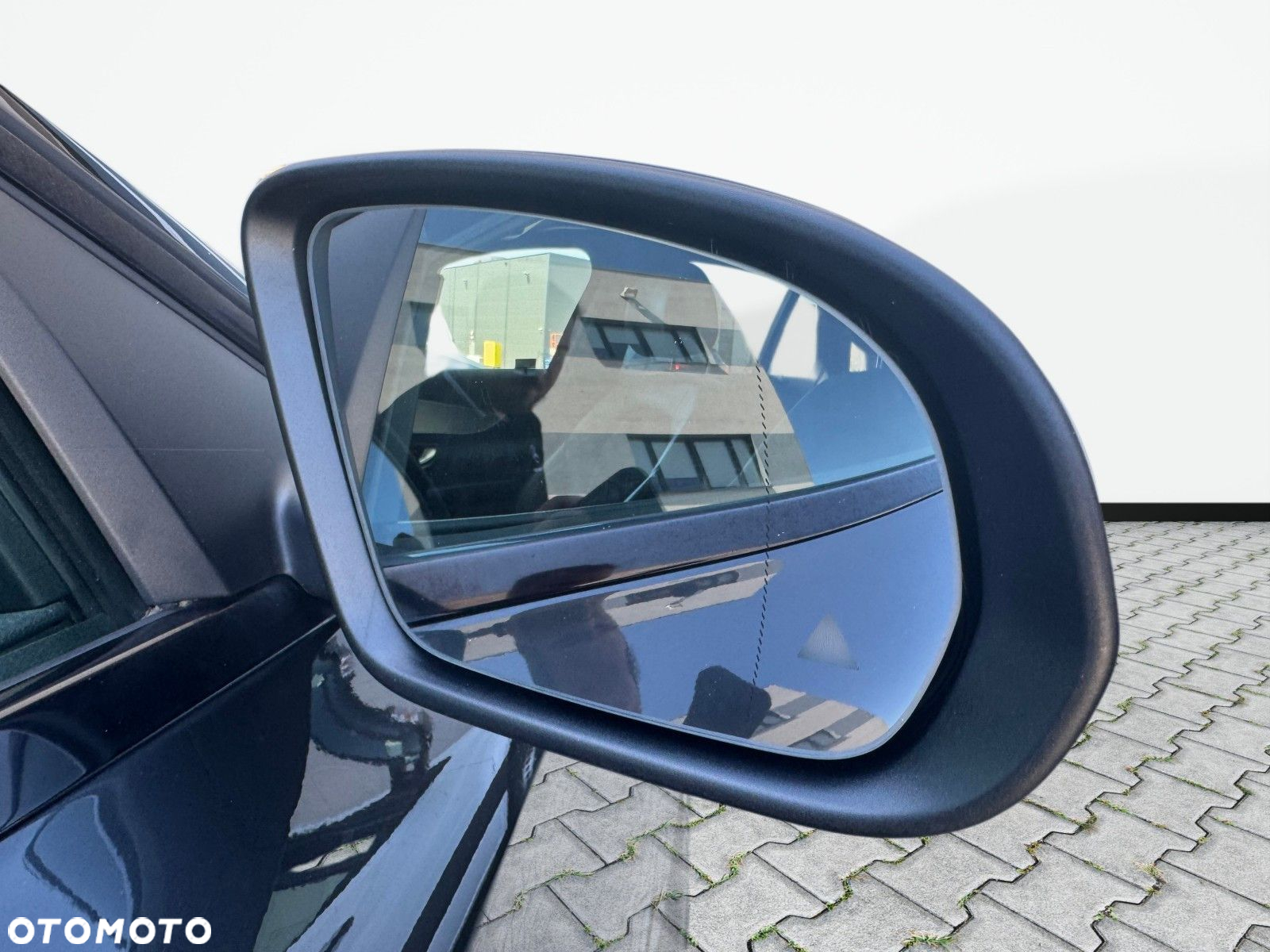 Mercedes-Benz Klasa C 220 d 4MATIC 9G-TRONIC - 23