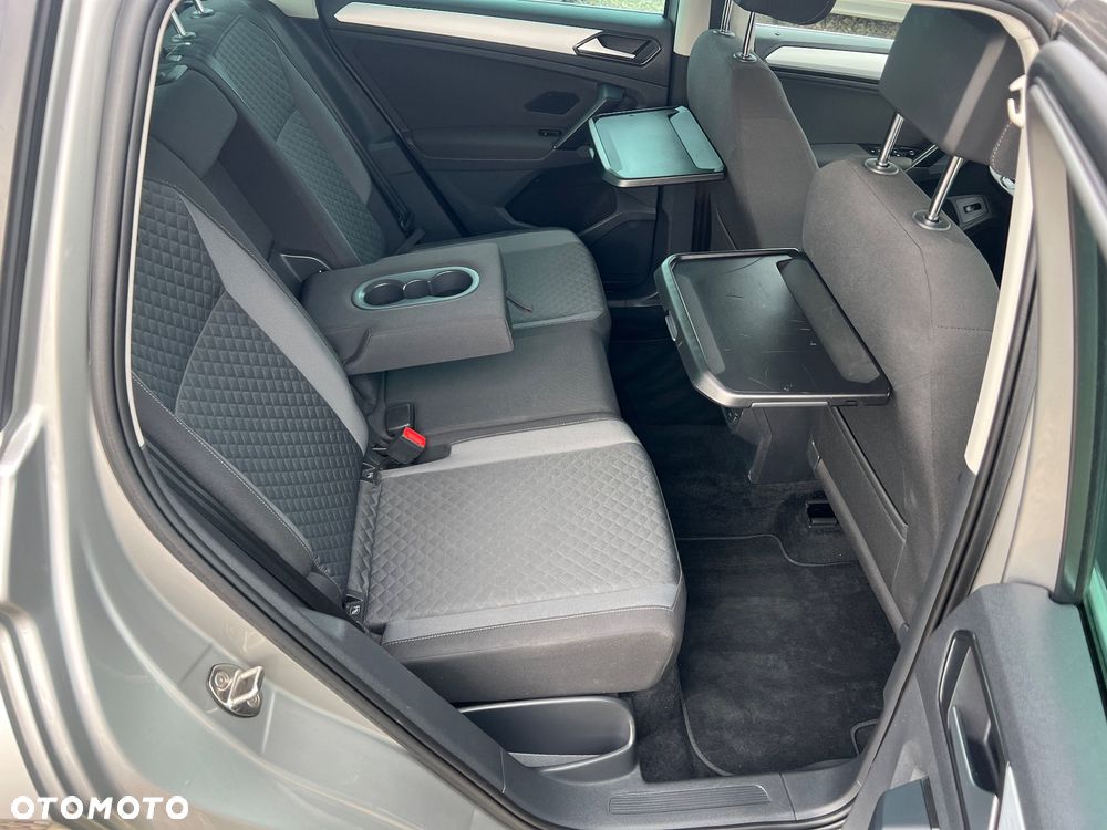 Volkswagen Tiguan - 24