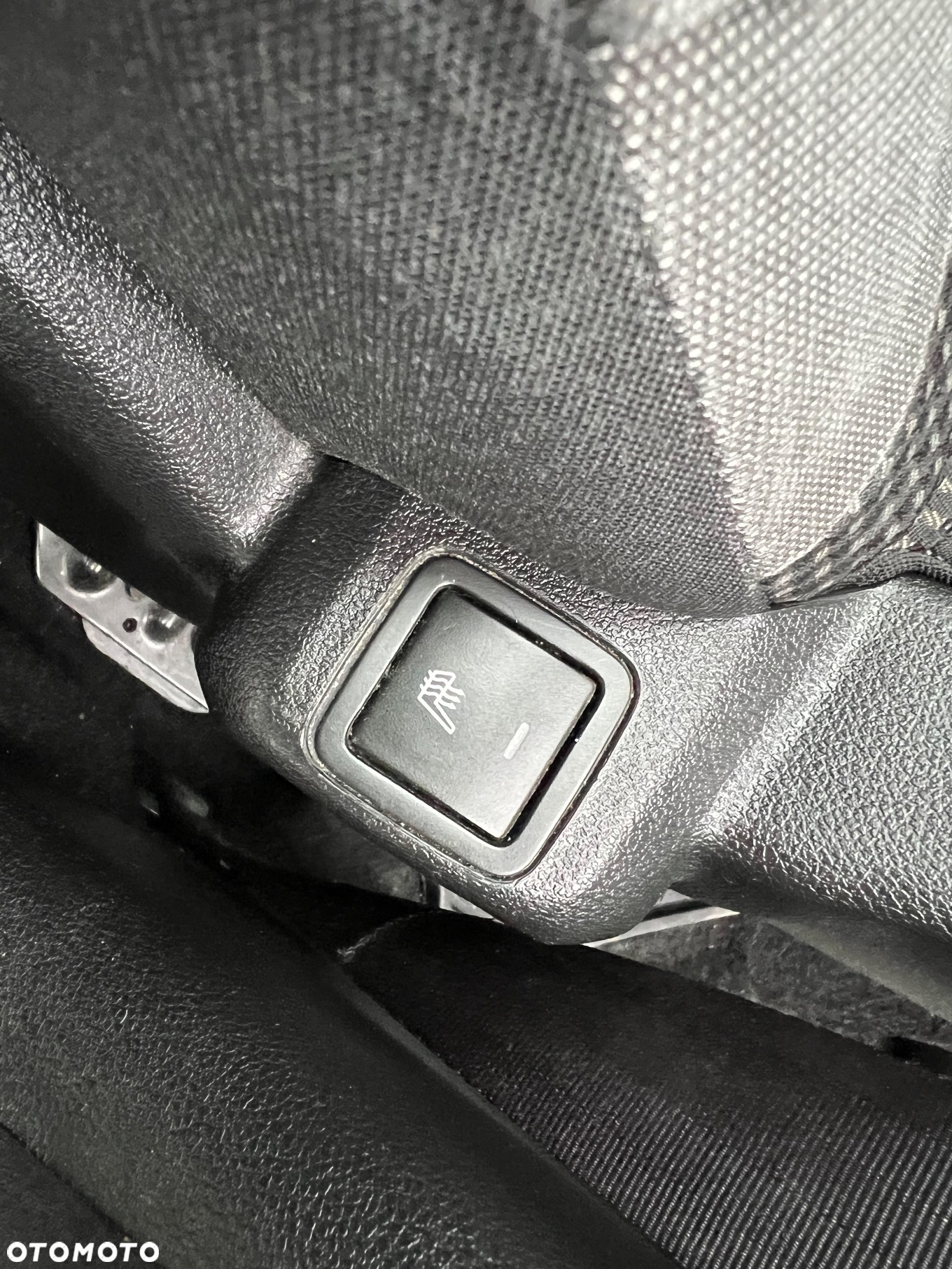 Peugeot Partner 1.6 BlueHDi Outdoor S&S - 19