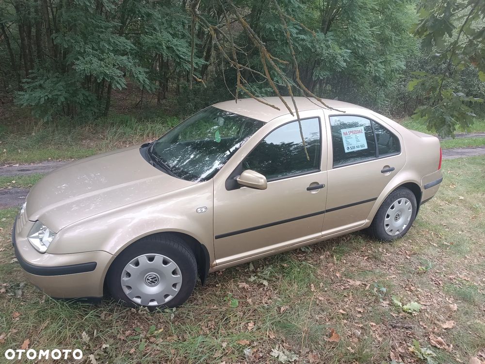 Volkswagen Bora - 1