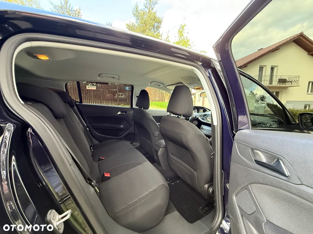 Peugeot 308 1.6 THP Allure - 29