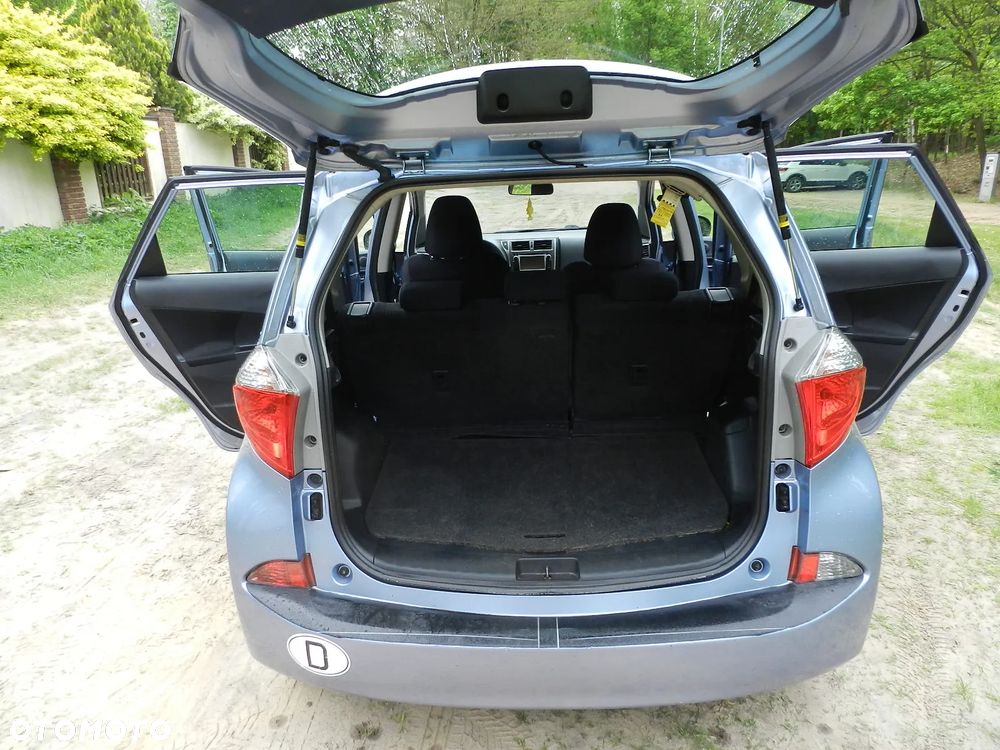 Toyota Verso S - 17