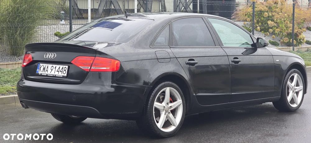 Audi A4 Limousine - 5