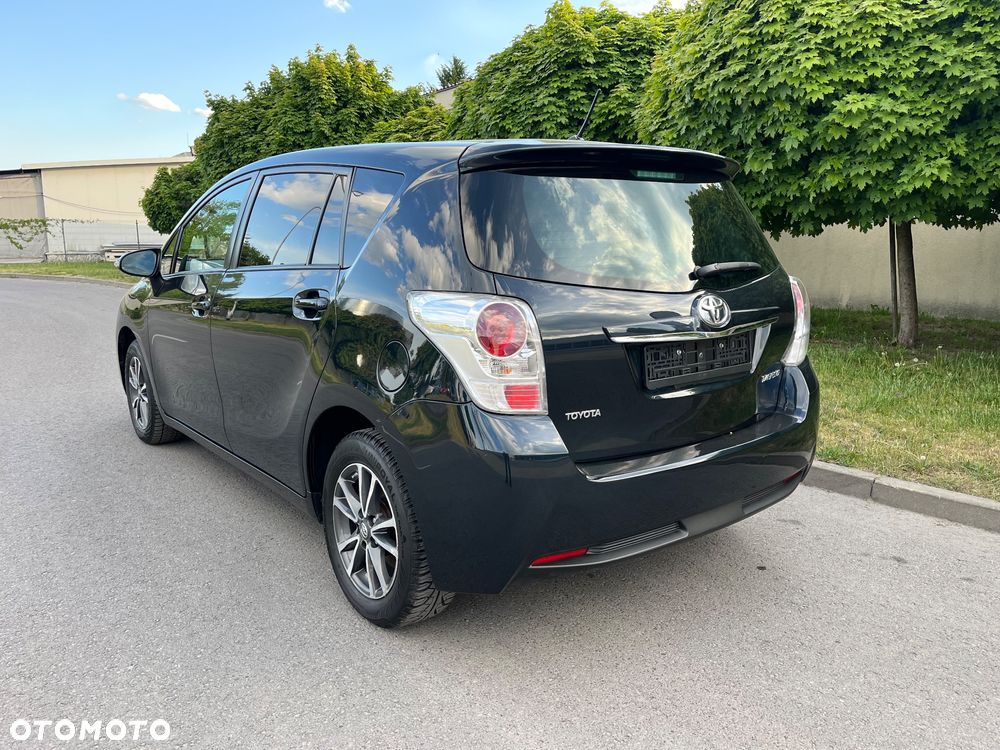 Toyota Verso 1.6 5-Sitzer Comfort - 5