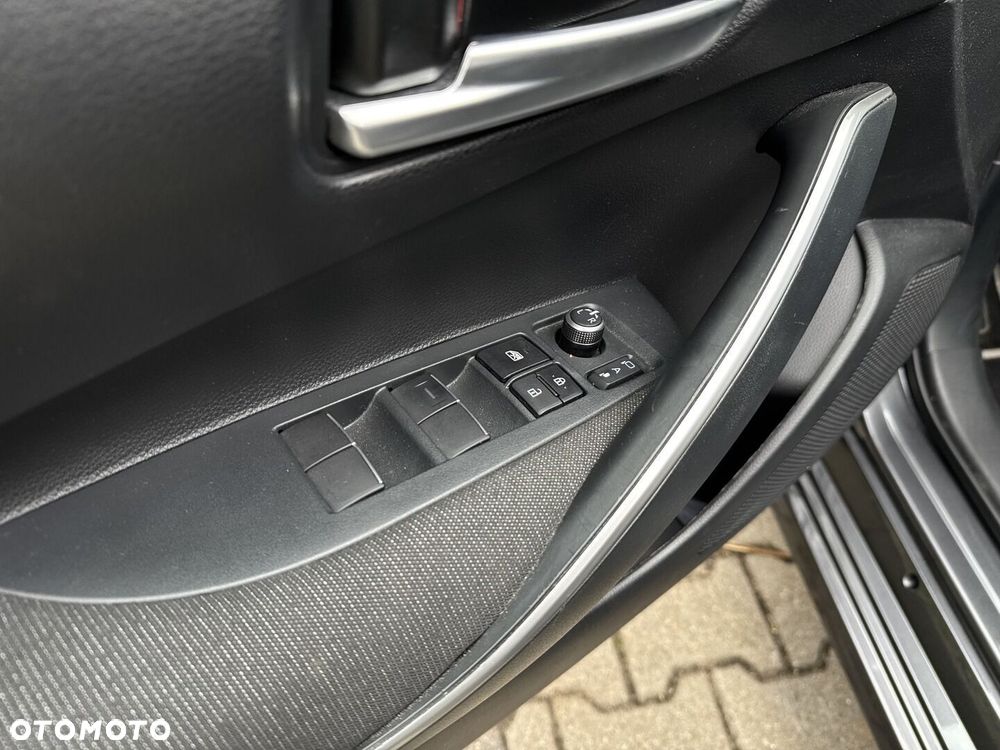 Toyota Corolla 1.8 Hybrid Style - 25