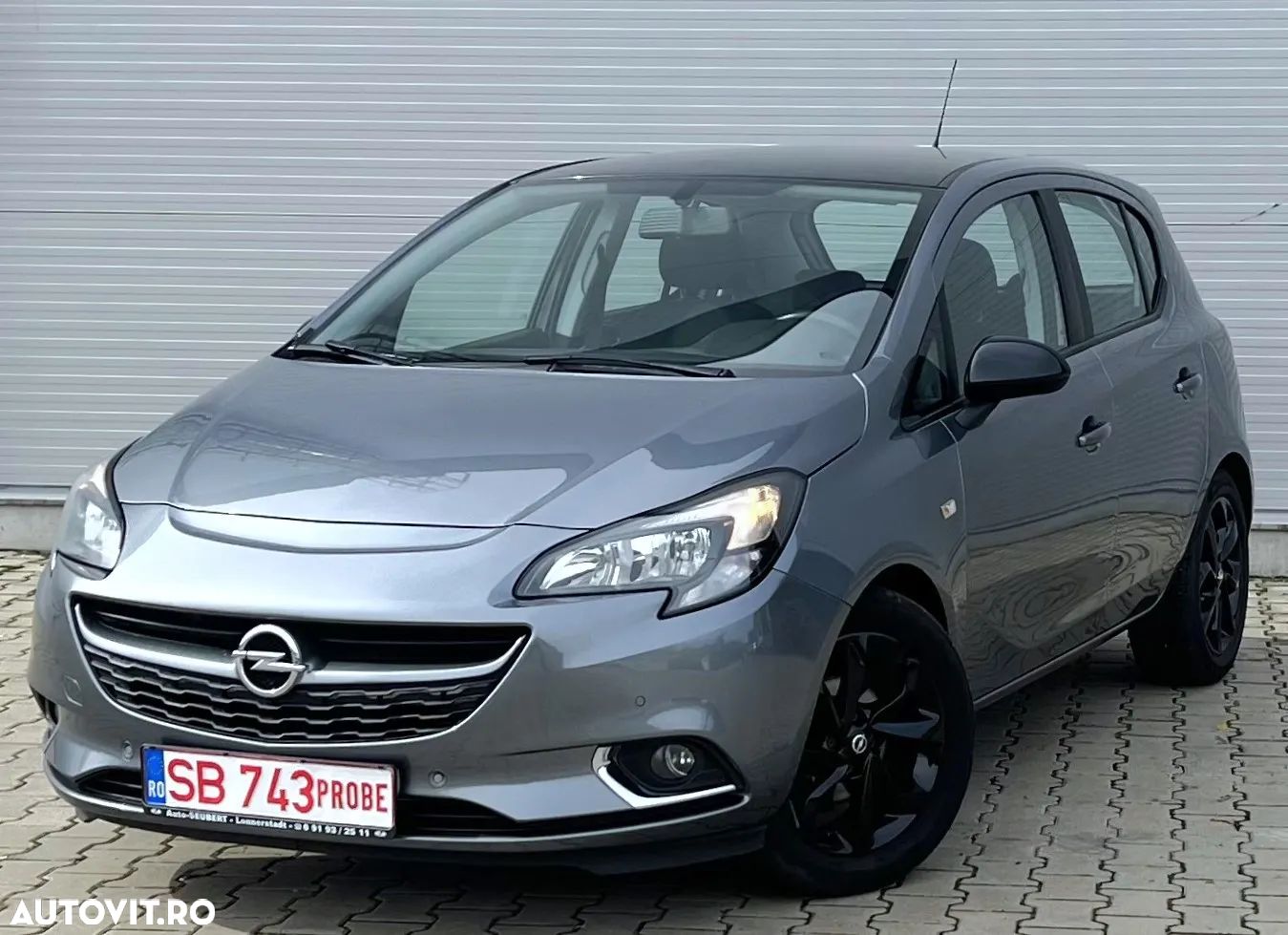 Opel Corsa 1.4 ECOTEC Color Edition - 1