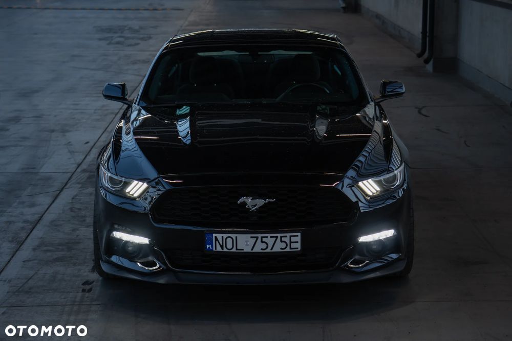 Ford Mustang 2.3 EcoBoost - 22