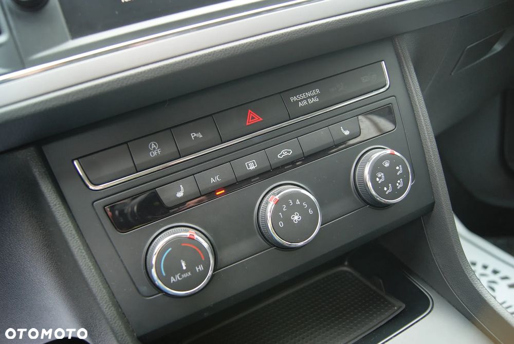 Seat Leon 1.6 TDI Style S&S - 33