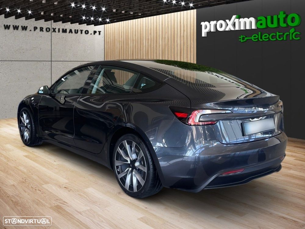 Tesla Model 3 Tração Traseira Standard - 13