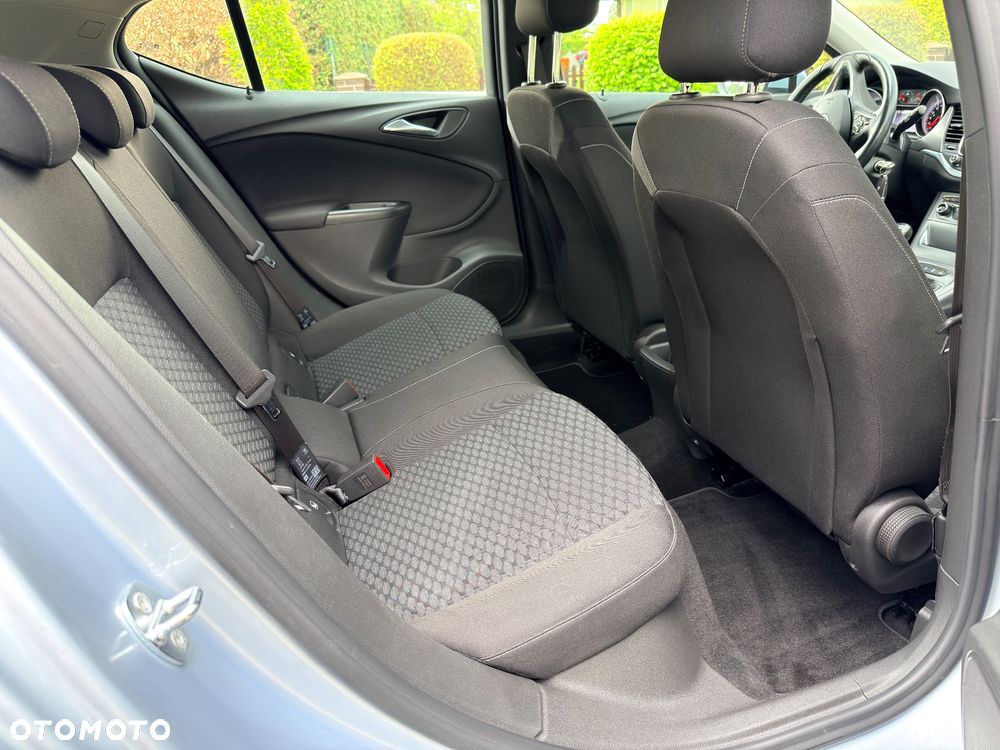 Opel Astra 1.6 D (CDTI) Start/Stop Innovation - 24
