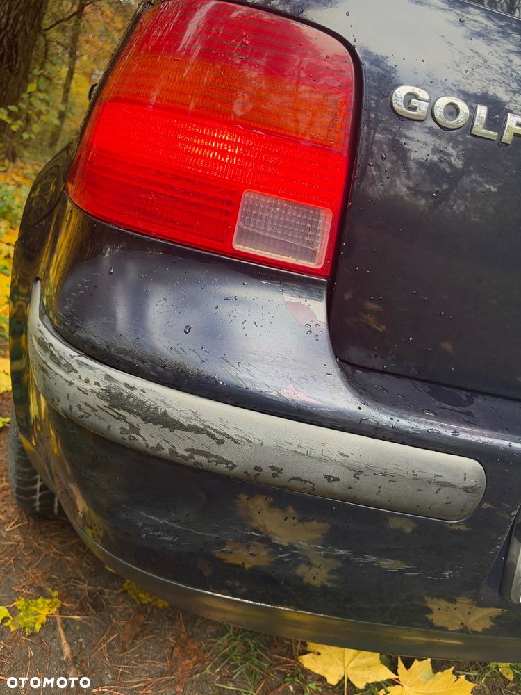 Volkswagen Golf 1.6 - 6