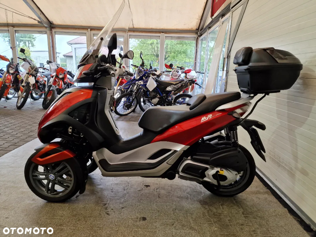 Piaggio MP-3 - 18