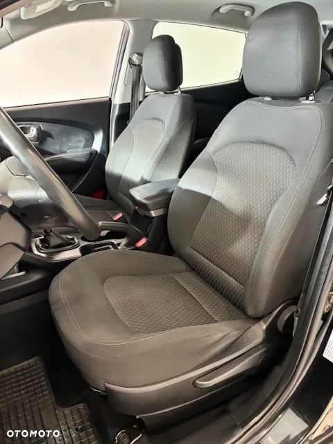 Hyundai ix35 1.6 GDI Classic 2WD - 10