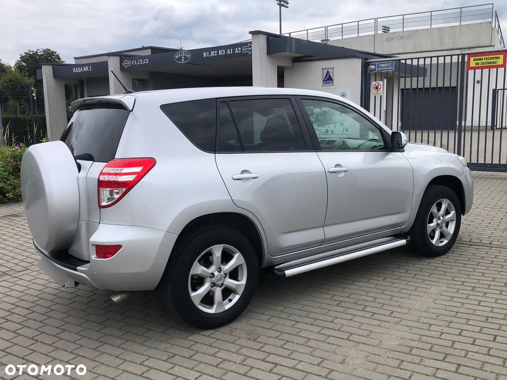 Toyota RAV4 - 17