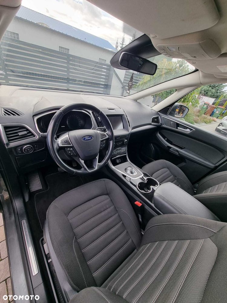 Ford Galaxy - 6