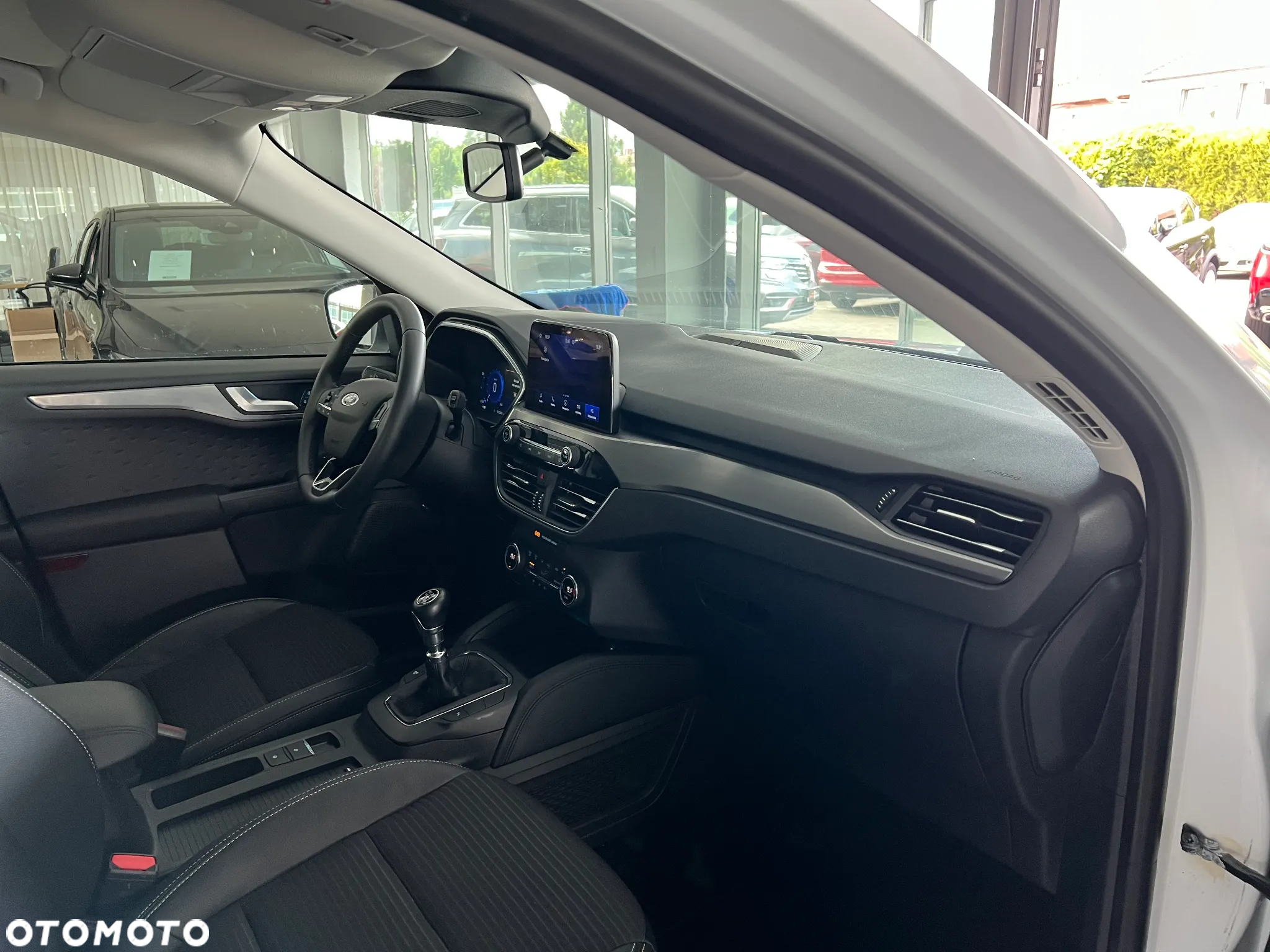 Ford Kuga 1.5 EcoBoost FWD Titanium - 39
