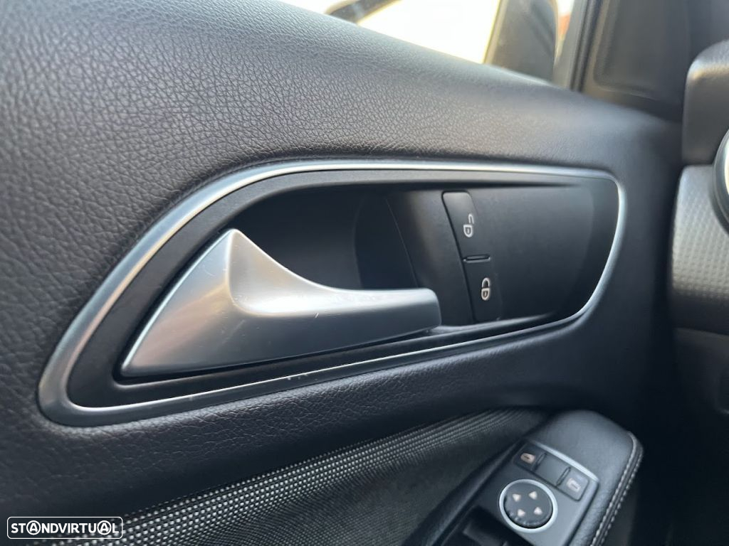 Mercedes-Benz A 180 CDi BE Urban - 16