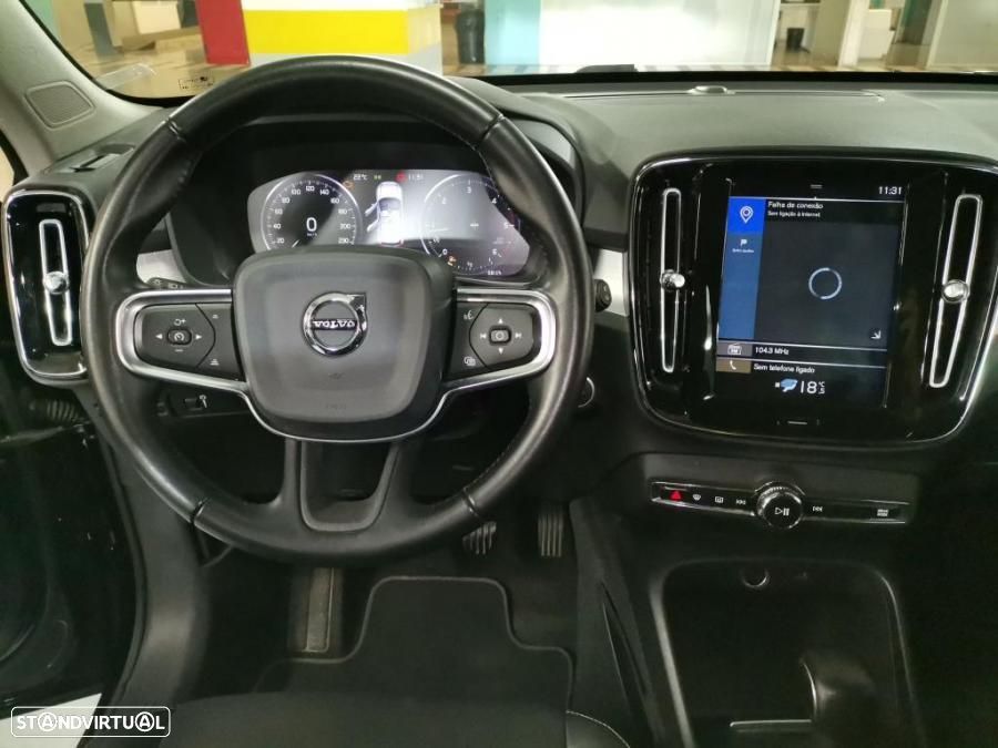 Volvo XC 40 2.0 D3 Momentum - 26