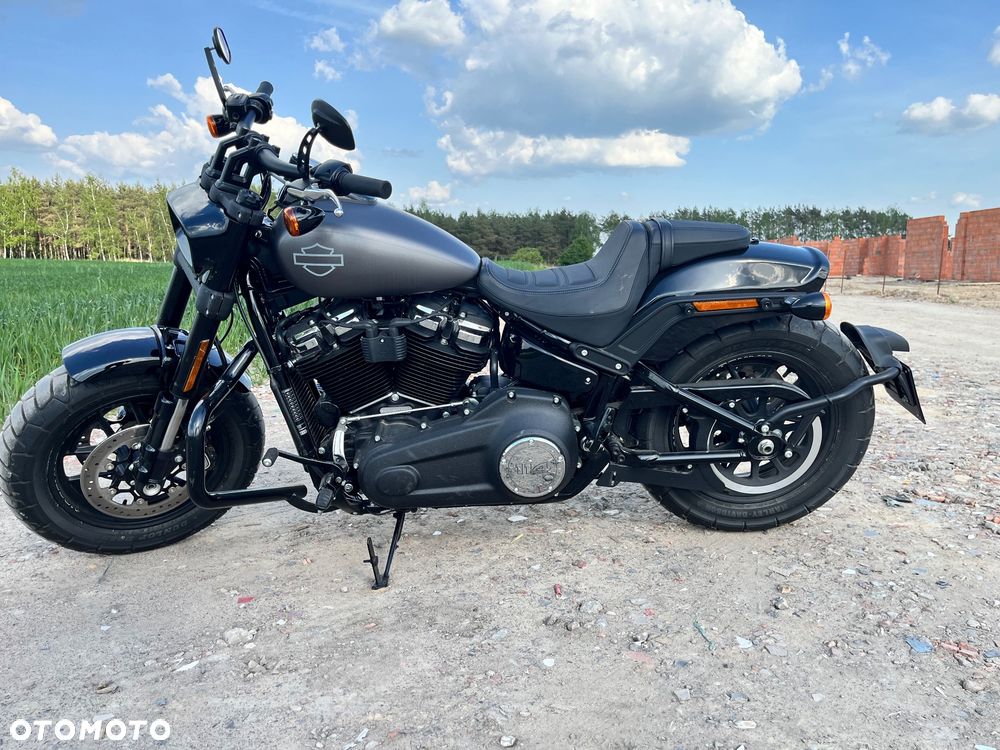 Harley-Davidson Softail Fat Bob - 11