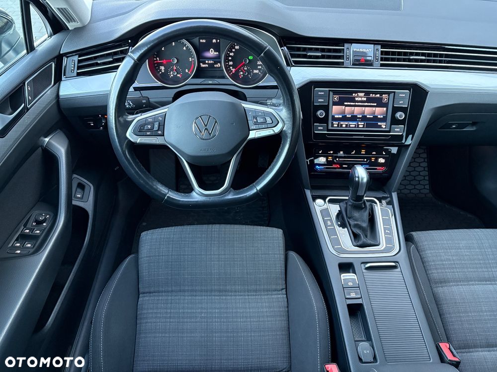 Volkswagen Passat 2.0 TDI EVO Business DSG - 9