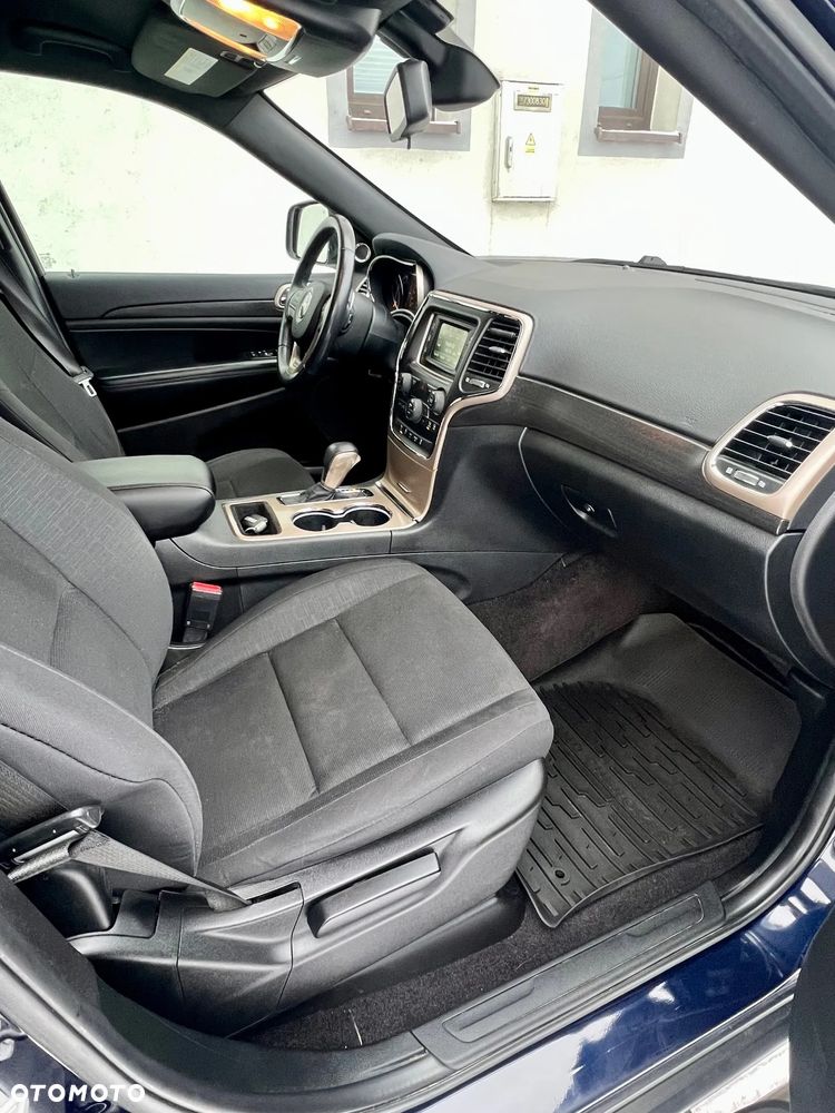 Jeep Grand Cherokee - 15