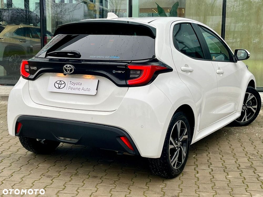 Toyota Yaris Hybrid 1.5 Style - 12