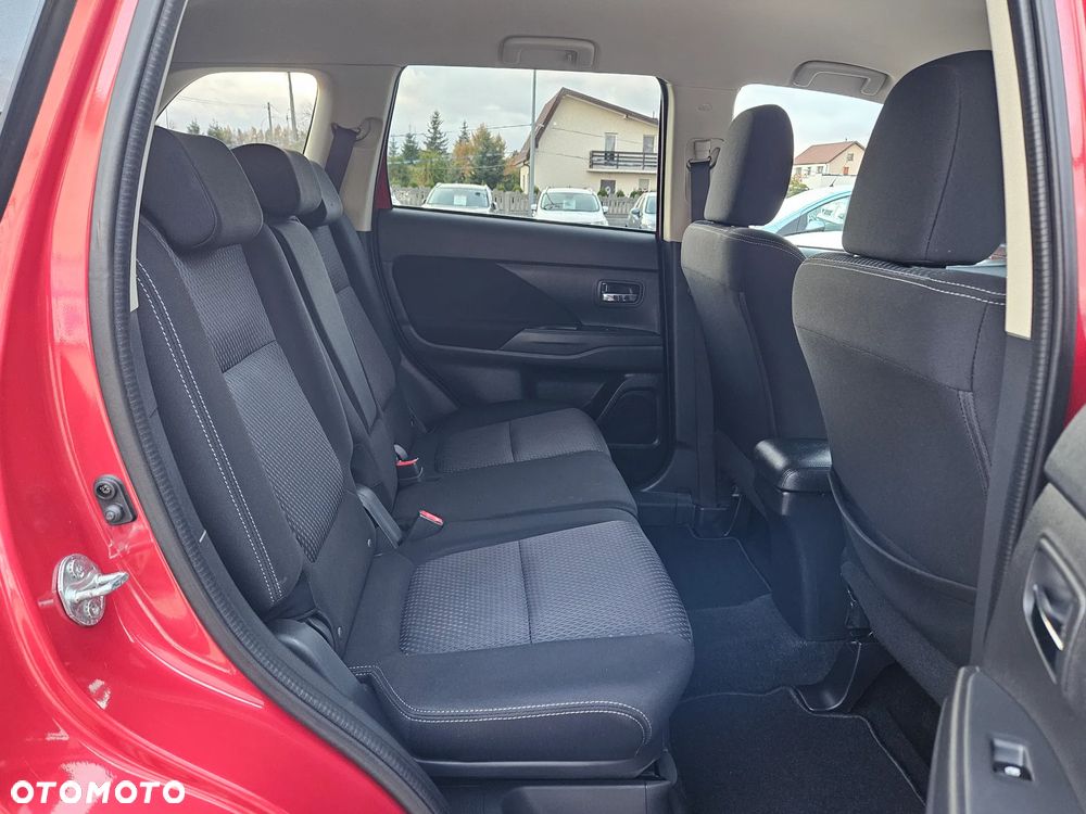 Mitsubishi Outlander 2.0 City Style 2WD - 22