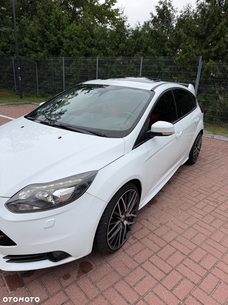 Ford Focus 2.0 EcoBoost ST - 7