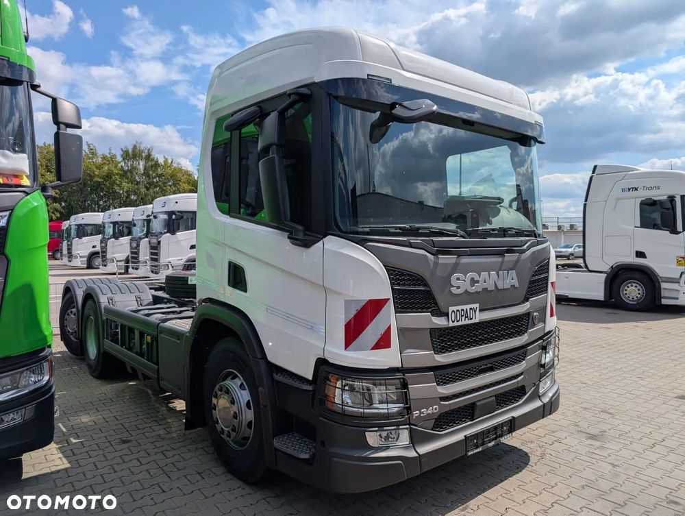 Scania P 340 B6x2*4NA / rama pod zabudowę / oś skrętna / CNG / duża kabina / 8 sztuk - 2