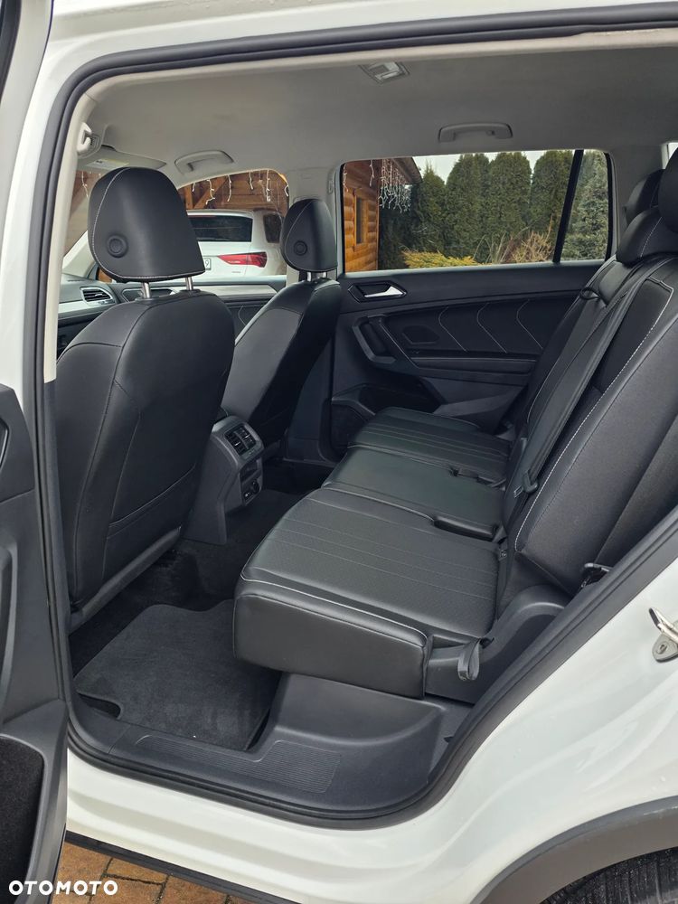 Volkswagen Tiguan Allspace - 16