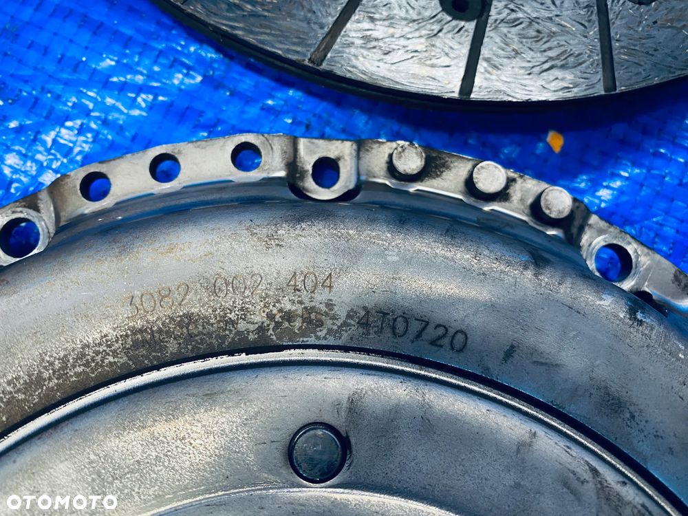 DWUMAS KOŁO DWUMASOWE ZAMACHOWE DOCISK SPRZĘGŁO KOMPLET OPEL INSIGNIA A 2.0 CDTI DIESEL 160KM A20DTH F40 2008- ; SACHS 000523 ; 1878006590 ; 3082002404 ORYGINAŁ - 9