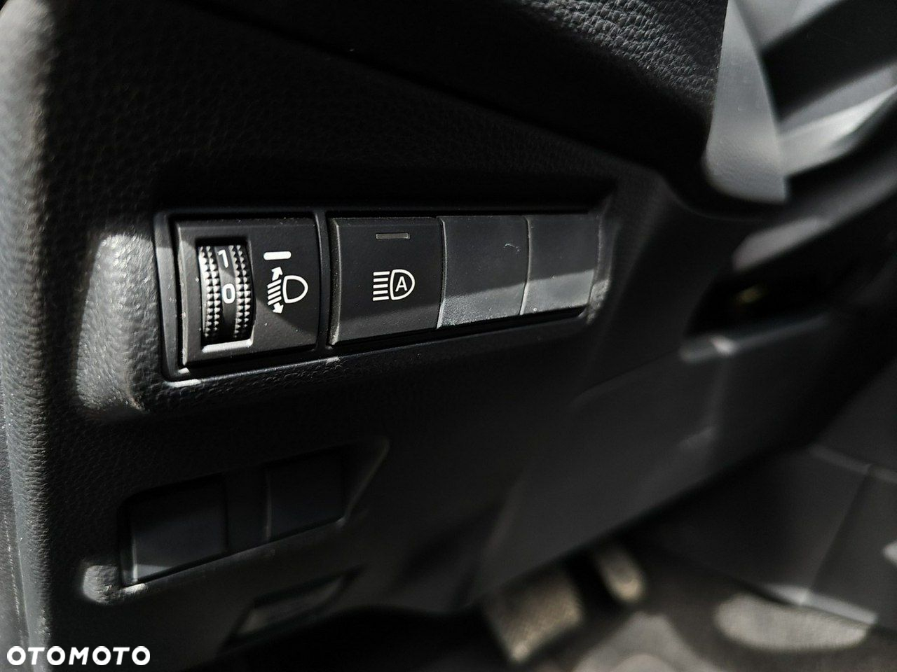 Toyota Corolla Cross - 20