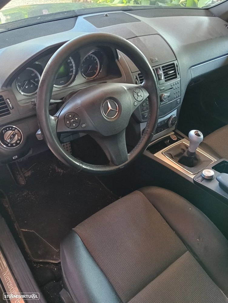 Mercedes-Benz C 180 Station Kompressor BlueEFFICIENCY Avantgarde - 12