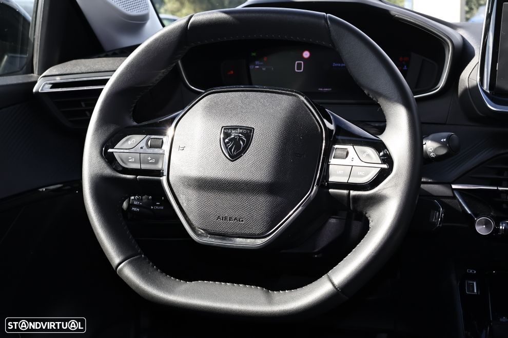 Peugeot 208 1.2 PureTech Allure - 7