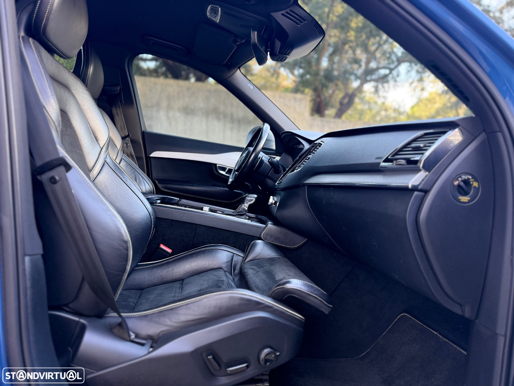 Volvo XC 90 D5 AWD Geartronic RDesign - 7