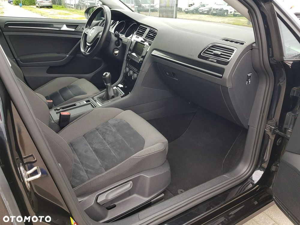 Volkswagen Golf 1.4 TSI BMT Comfortline - 16