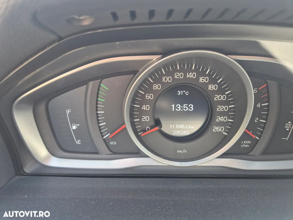 Volvo V60 D3 DRIVe Kinetic - 13