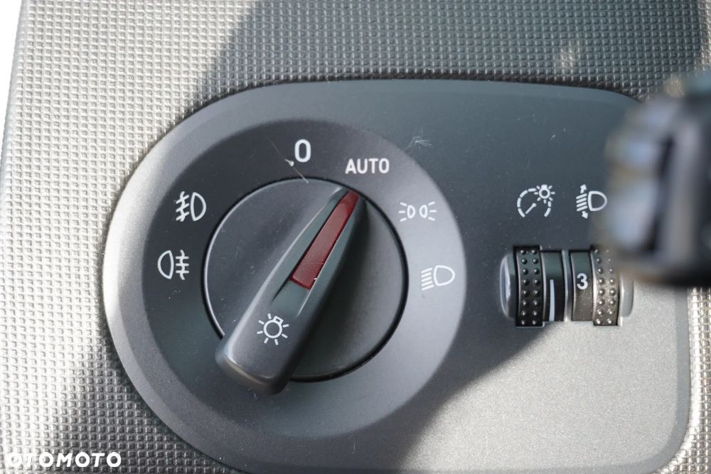 Seat Ibiza 1.2 12V Style - 30
