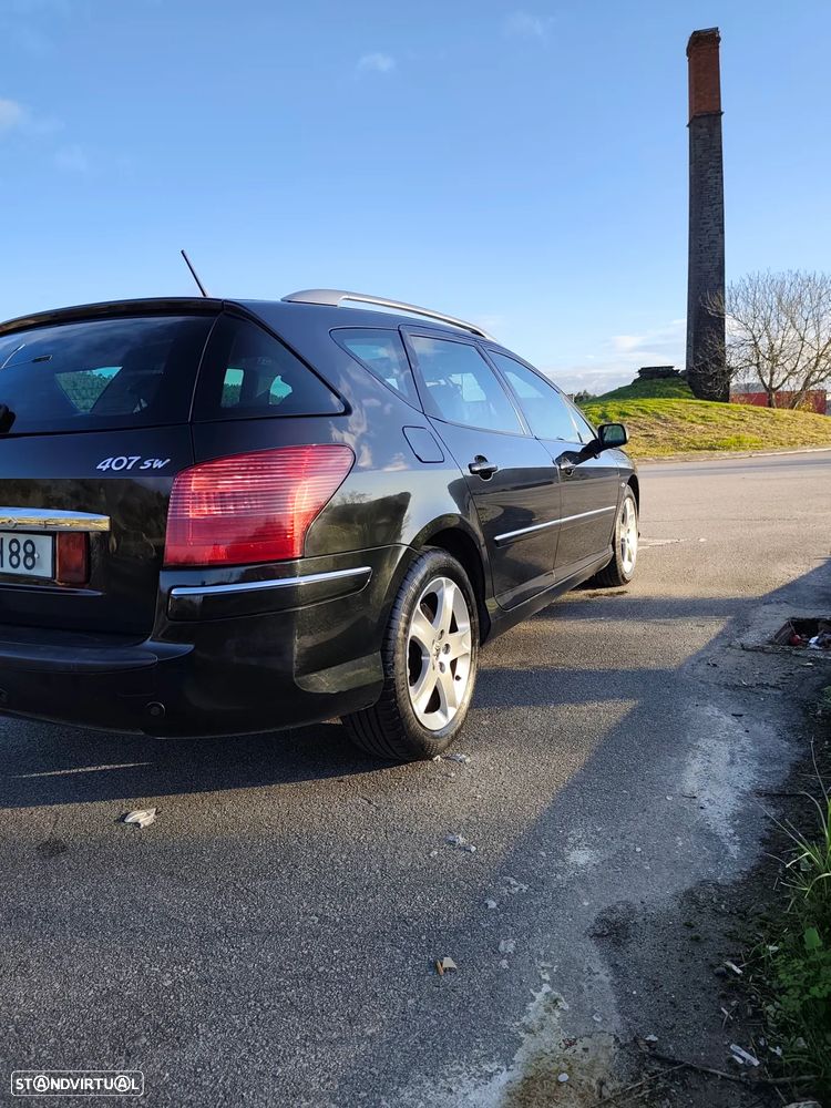 Peugeot 407 SW 2.2 HDi Executive - 6