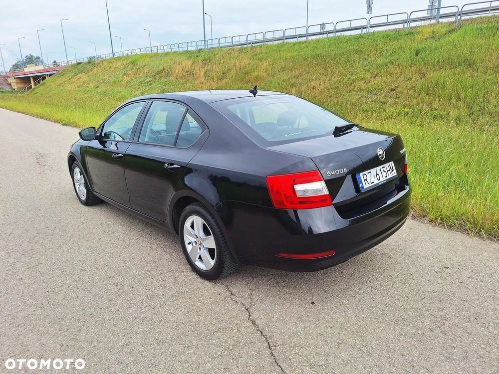 Skoda Octavia 1.6 TDI Ambition - 3
