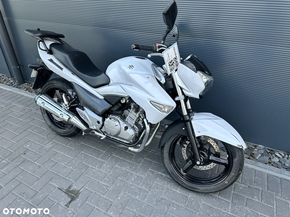 Suzuki GW 250 - 6